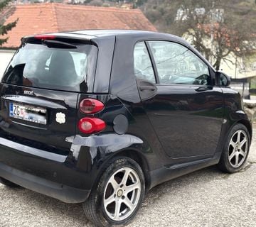 Smart fortwo automatik 2007g - cover