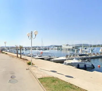 TURANJ-GRAĐ.ZEMLJIŠTE SA POGLEDOM NA MORE! - cover