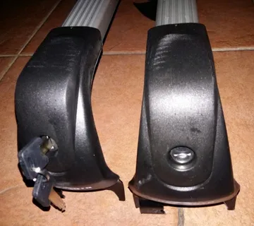 KROVNI NOSAČI ZA CORSU D ALUMINIJSKI SA BRAVICAMA - cover