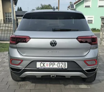 VW T-Roc 1,5 TSI - cover