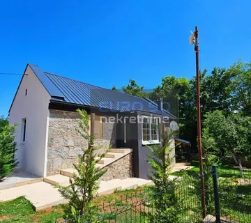 GRAČAC- NAMJEŠTENA KAMENA KUĆA S JACUZZIJEM I SAUNOM , OAZA MIRA !!! - cover