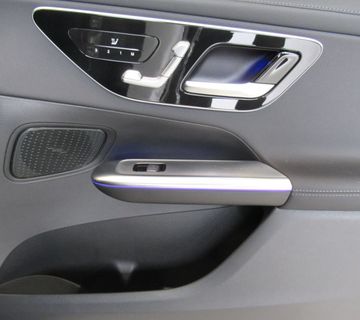 Mercedes-Benz GLC 300 de 4MATIC AMG Line - cover