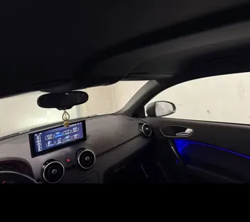 AUDI A1 8X 2010-2023 original multimedija navigacija CARPLAY ANDROID - cover