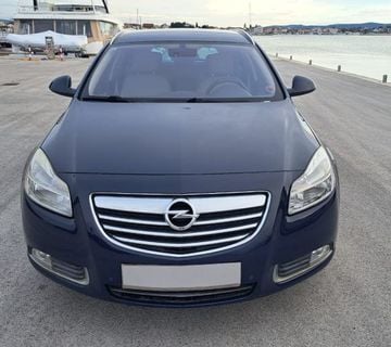 Opel Insignia Karavan 2,0 CDTI reg09/25..Servisiran...  - cover