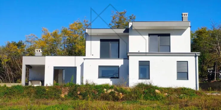 Moderna kuća s bazenom u blizini Labina, Istra - cover