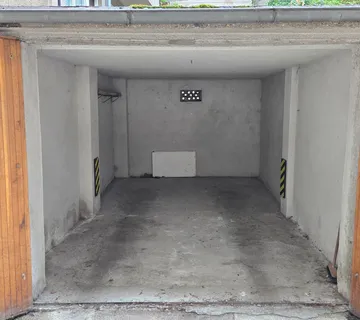 Garaža: Zagreb (Donji grad), 15 m2, Laginjina (iznajmljivanje) - cover