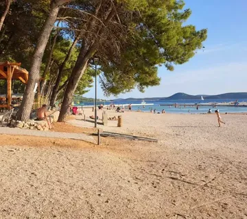 Apartmani Color - cover