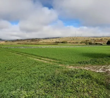 Poljoprivredno zemljište Brlog, Lika, 3890 m2 - cover
