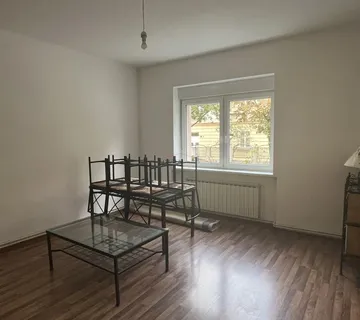 Zagreb, Petrova, 3-soban stan, visoko prizemlje! (prodaja) - cover