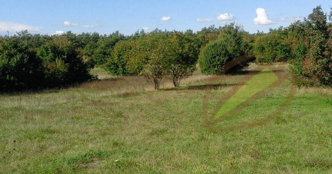 Labin građevinsko zemljište poslovne namjene 4860 m2 - cover