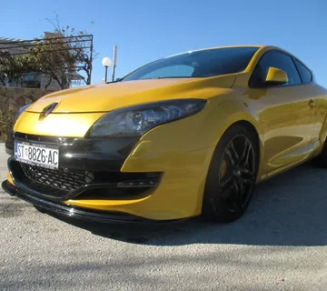 Renault Megane lll RS - cover