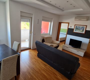 Stan Osijek (Donji grad), 65m2, 3-sobni - cover