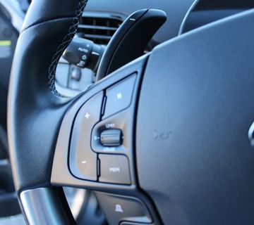 Citroën C4 Spacetourer 1.2 AUTOMATIK *7 SJEDALA,NAVIGACIJA,KAMERA* - cover