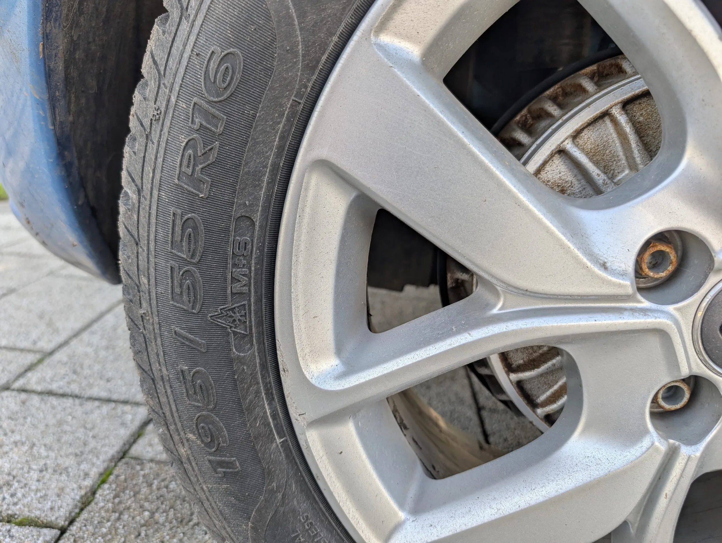 Zimske gume Sava 195/55/16 - 4 komada - cover