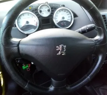 Peugeot 207 zračni jastuk volana - cover