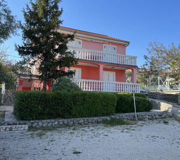 Kuća Samostojeća za prodaju, Krk, 495 000 € (prodaja) - cover