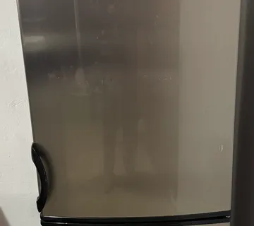 HLADNJAK GORENJE SA LEDENICOM - cover