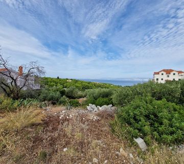 Brač, Supetar - Građevinsko zemljište s prekrasnim pogledom na more - cover