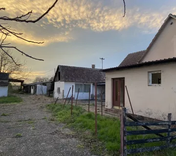 Građevinsko zemljište: Vuka, Osijek, 859 m2 - cover