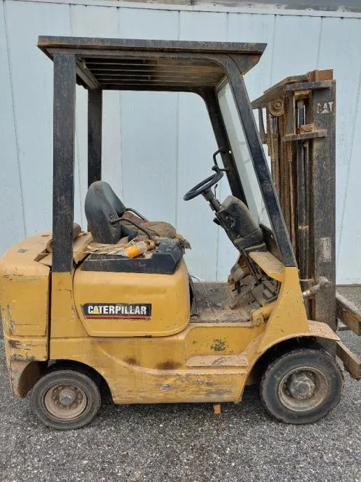 CATERPILLAR CAT DP25K - cover