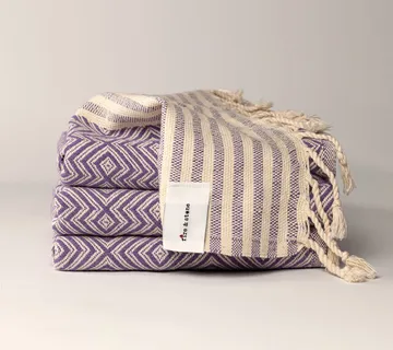 Peshtemal Adamantem, Noctis - cover