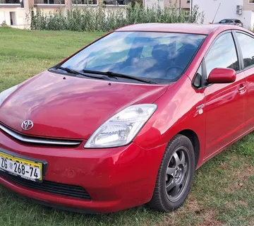 TOYOTA PRIUS 1.5 (2006.) benzinac – ZA DIJELOVE - cover