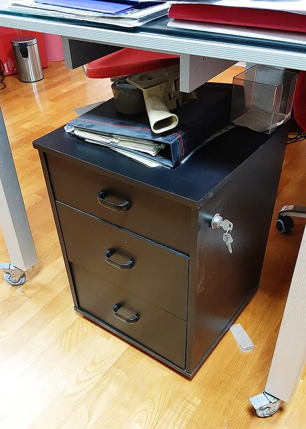 Ladičar na kotačima 3 ladice crni sa zaključavanjem - cover