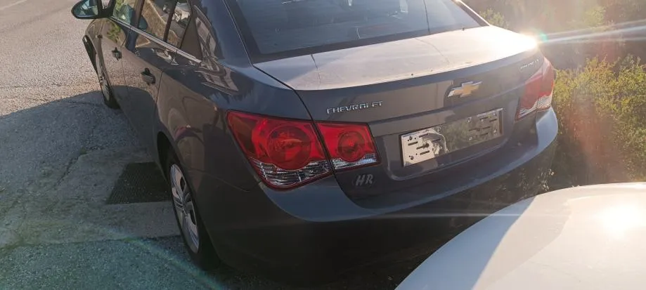 CHERVOLET CRUZE 2010 ZADNJA GEPEK VRATA - cover