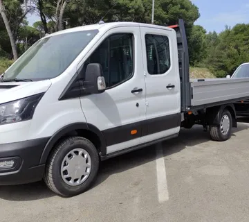 Ford Transit D.CAB šasija 350 E L4 RWD 2.0 TDCi, 2023 god. - cover