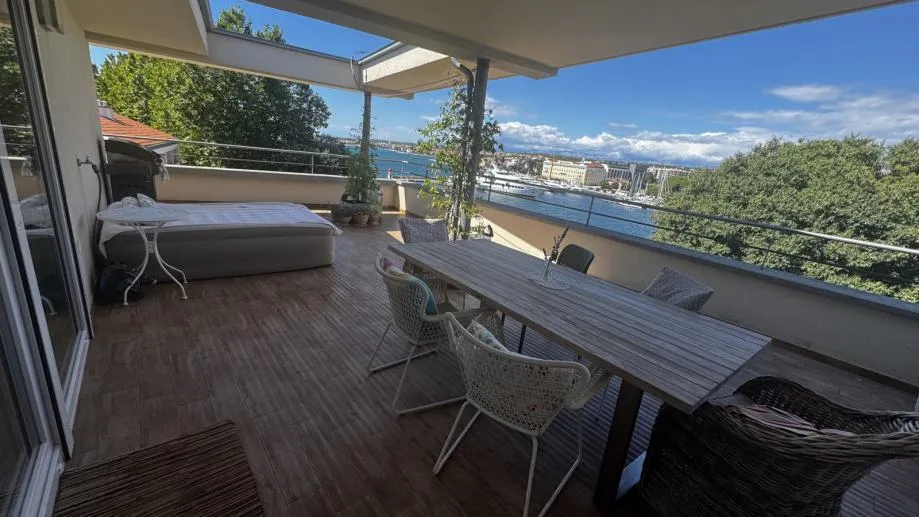 Zadar, Poluotok, Penthouse u 1.redu do mora(60,19m2) s panoramskim pog - cover