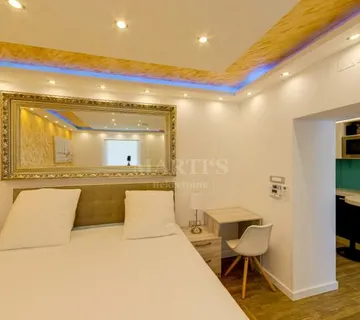 Zagreb, kod Petrove crkve, 2 super apartmana (prodaja) - cover