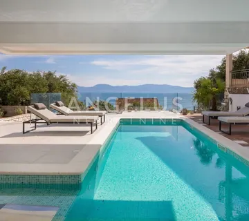 Makarska Rivijera - luksuzna vila s bazenom i panoramskim pogledom - cover