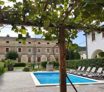 MOTOVUN OKOLICA-PREDIVNA KAMENA VILA SA BAZENOM NA PRODAJI (prodaja) - cover