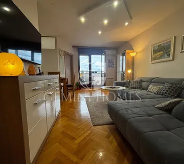 Četverosoban stan na top lokaciji, 81,65 m² - BEZ PROVIZIJE - cover