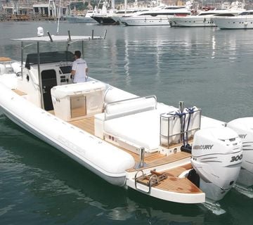 SKENER TROY 40 - cover