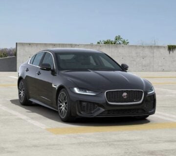 JAGUAR XE R-DYN S 2.0 204 RWD A8 MHEV - cover