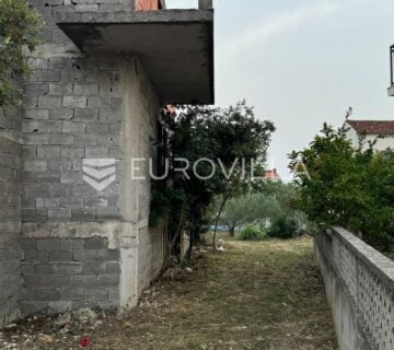 Zadar, Biograd na Moru, kuća u izgradnji na lijepoj lokaciji - cover