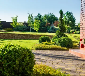 Održavanje okućnica i dvorišta – redovito i bez brige - cover