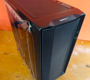 Xeon E5-2680 v4 14/28, K2200 4GB GDDR5, 16gb DDR4, m.2 256gb, HDD 4tb - cover