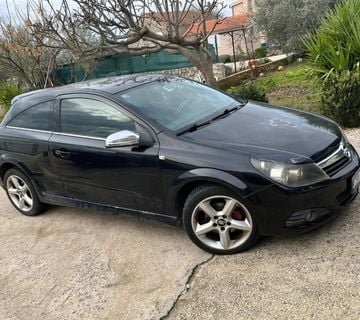 Opel astra 1.7 CDTI - cover