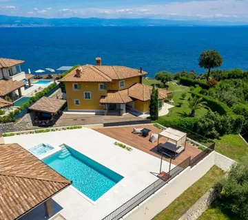 MOŠĆENIČKA DRAGA- VILA NA JEDINSTVENOJ LOKACIJI NA PRODAJI (prodaja) - cover