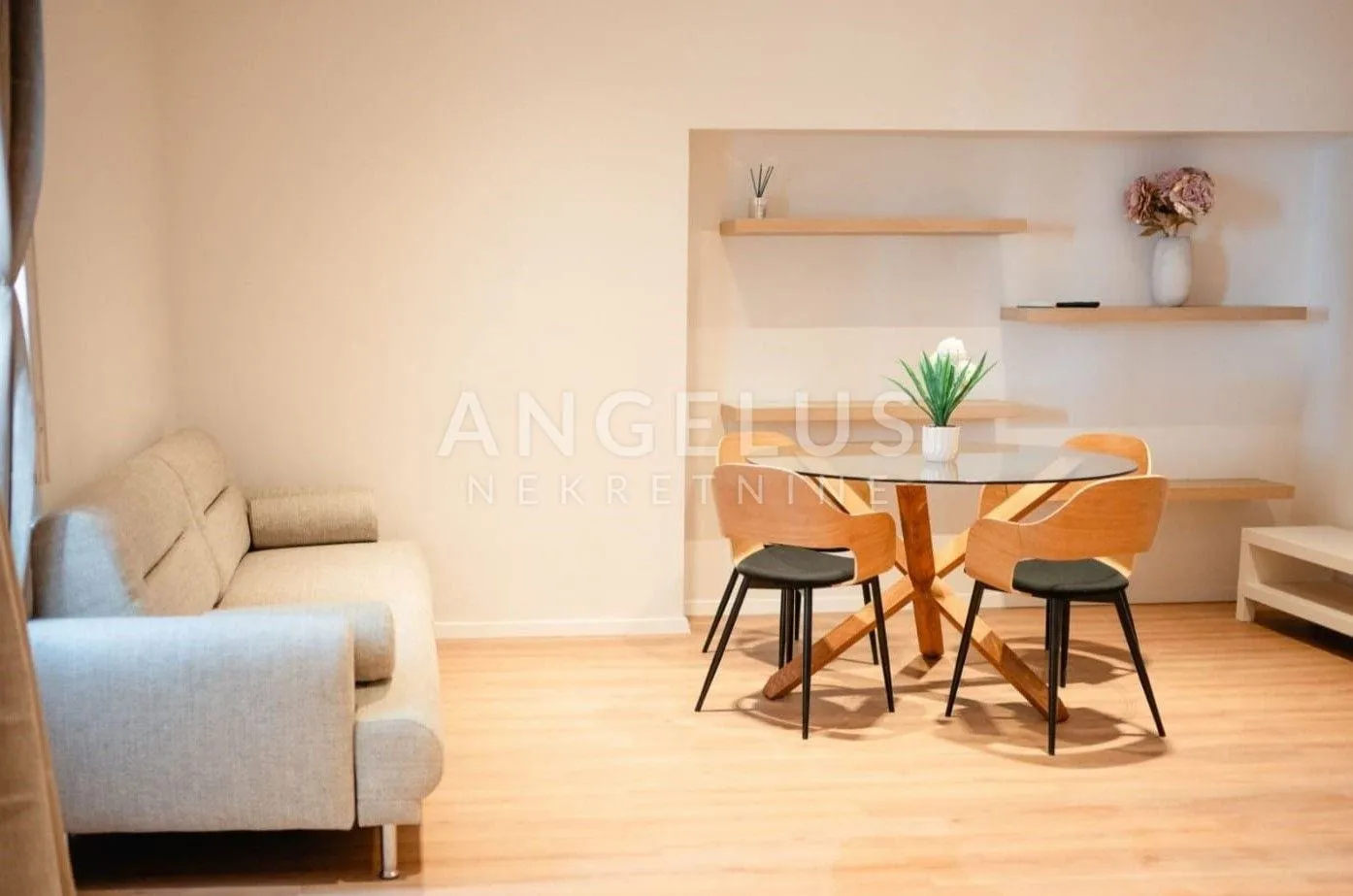 Zagreb, Kaptol - Najam 3 sobni stan, 70 m2 - cover