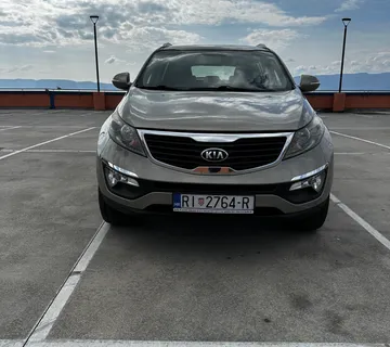 Kia sportage 1.7 CDTi ,2013 - cover