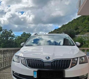 Auto Škoda - cover