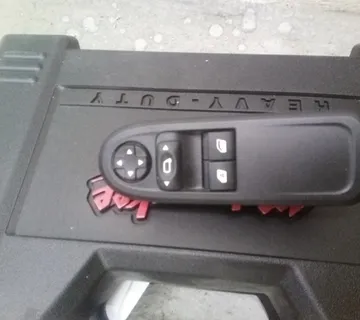 Citroen C3 2015 prednji lijevi prekidac stakla - cover