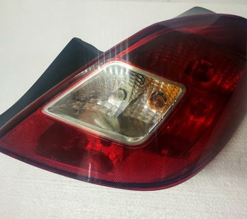 STOP LAMPA DESNA OPEL CORSA D - cover