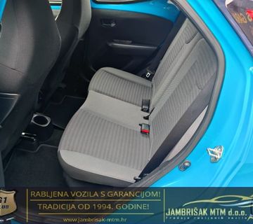 Toyota Aygo 1,0 VVT-i X-PLAY KAMERA TEMPOMAT TOUCH JAMSTVO 4god  - cover