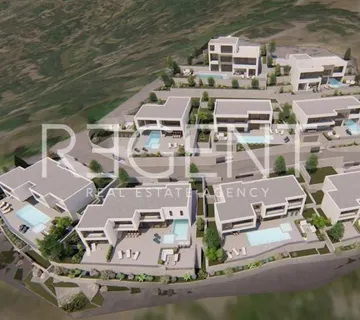 Omiš, Mali Rat - Zemljište s projektom 780 m2 - cover