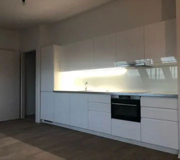 Kuhinja bijela visoki sjaj - cover