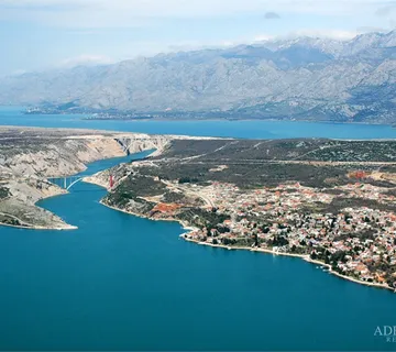 AKCIJA!!! GRAĐEVINSKO ZEMLJIŠE S PROJEKTOM! 500 m OD MORA, JASENICE - MASLENICA - cover